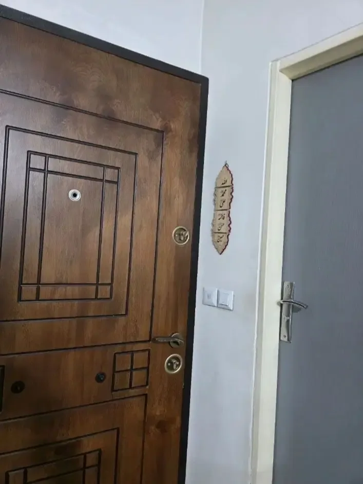 آپارتمان ۸۵ متری ۲ خوابه مجهز در خرمدشت کرج