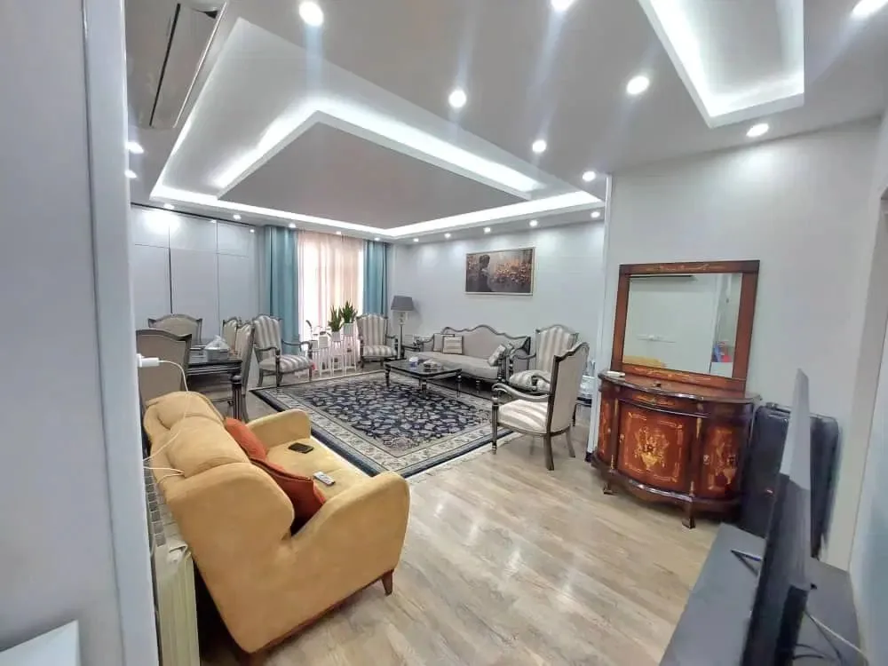 ۸۴ متر ۲ خواب نوساز سند دار شاهین‌ویلا