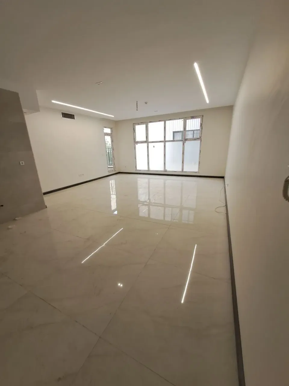 فروش آپارتمان ۱۱۰ متر ۲ خواب نوساز مهرشهر