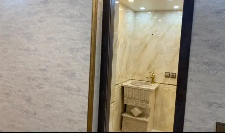 ۹۲ متر/دو خواب/بازسازی کامل/عظیمیه