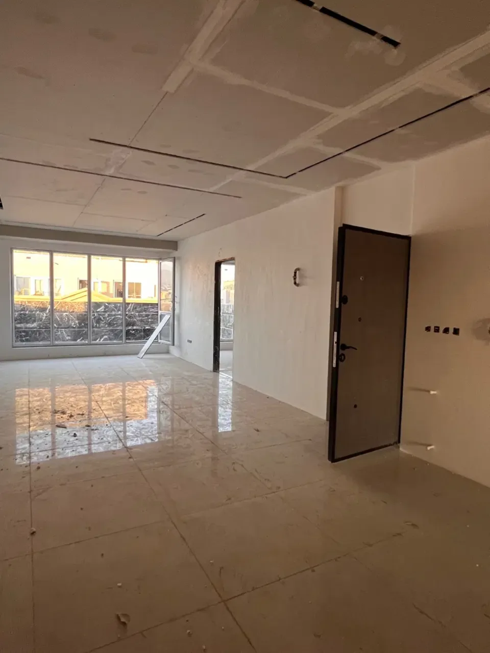 پنت هاوس ۱۴۰متری ۳خواب با آسانسور و پارکینگ در خرمدشت