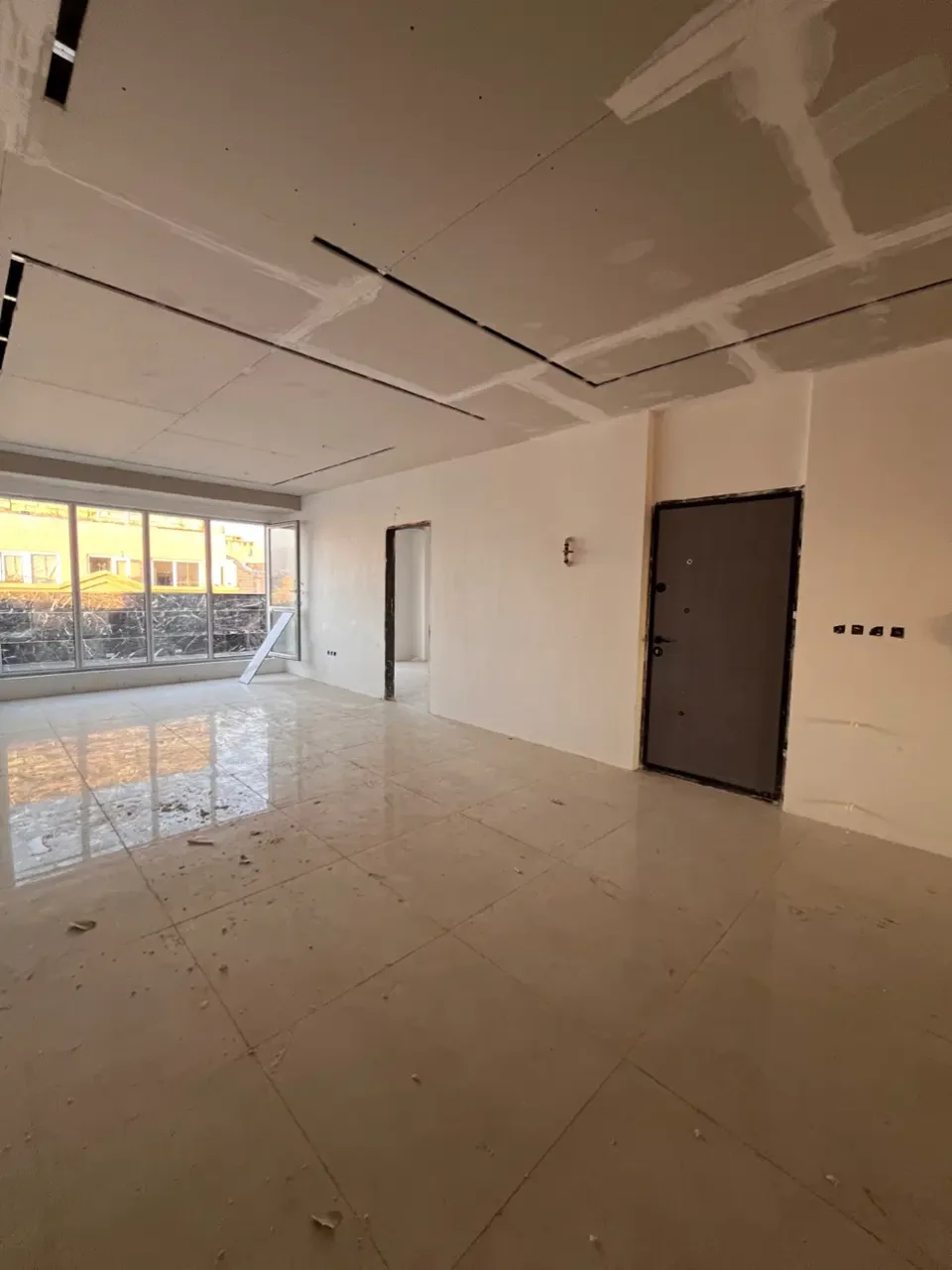 پنت هاوس ۱۴۰متری ۳خواب با آسانسور و پارکینگ در خرمدشت