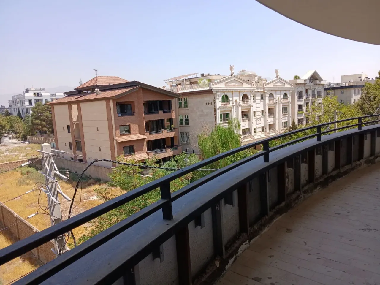 آپارتمان ۸۰ متری ۲ خواب نوساز فاز ۴ مهرشهر