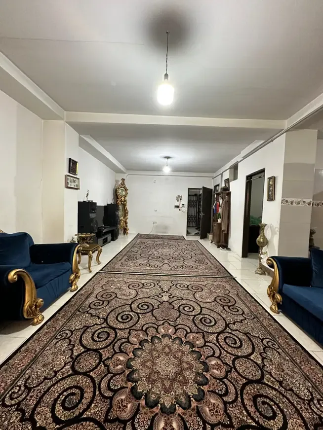 آپارتمان ۱۱۰ متر ۲ خواب تخلیه فوری خرمدشت