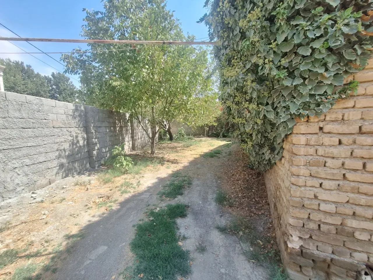 ۱۵۰ متر کلنگی سنددار با تهاتر در تهراندشت