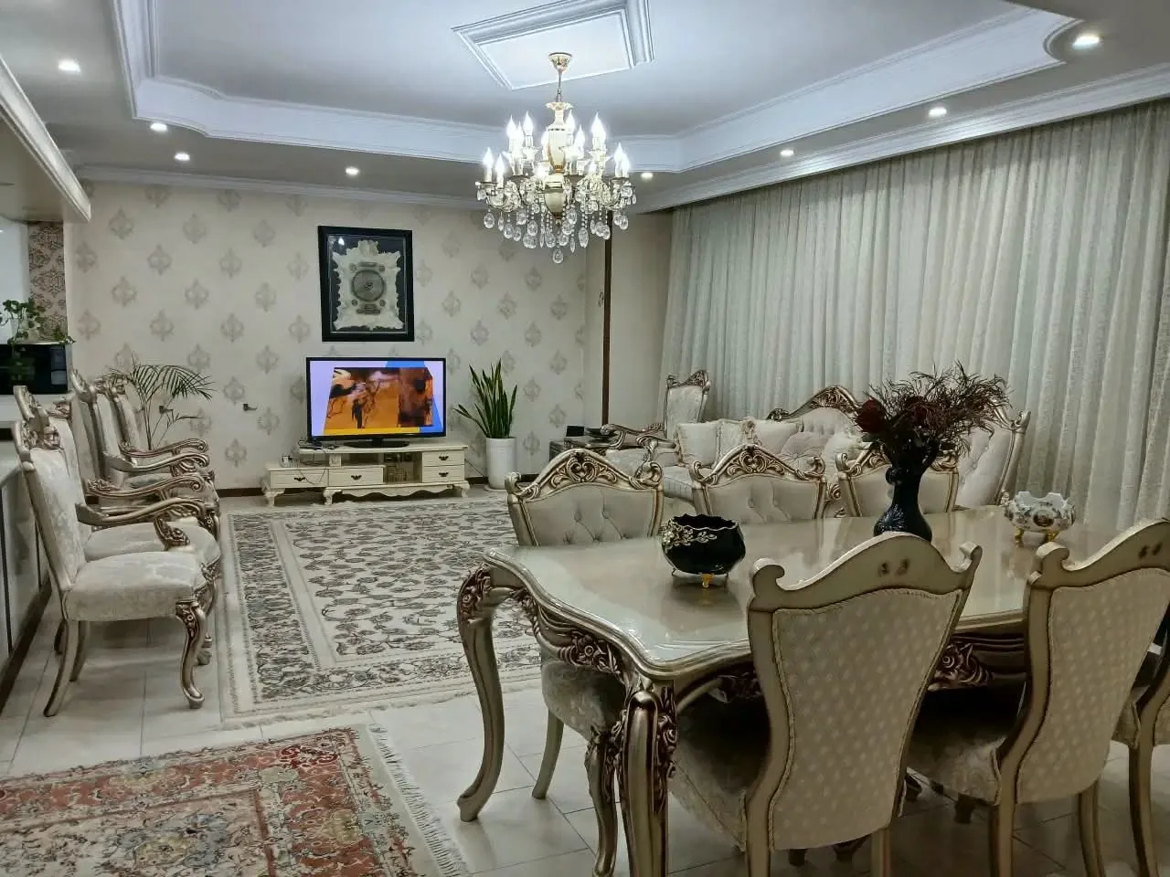 آپارتمان ۱۱۷متری ۳خواب سند تک‌برگ باغستان