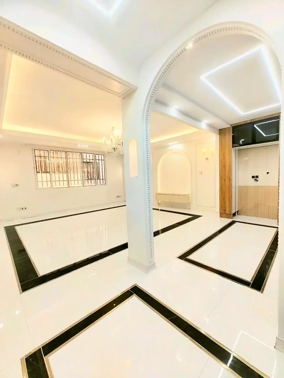 ۷۸ متر ۲ خواب نوساز با پارکینگ عظیمیه