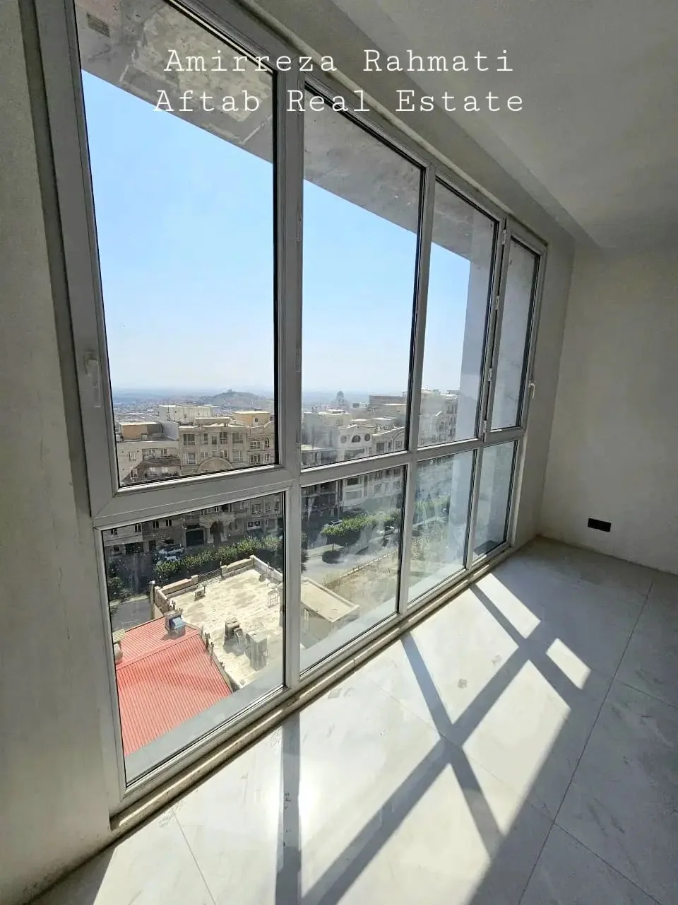 ۸۰ متر ۲ خواب نوساز با آسانسور عظیمیه