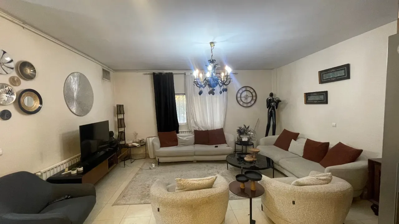 ۸۲ متر آپارتمان ۲ خواب با آسانسور کیانمهر