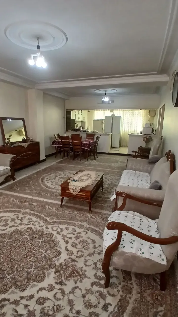 ۸۸ متر آپارتمان ۲ خواب سنددار با پارکینگ در شاهین‌ویلا