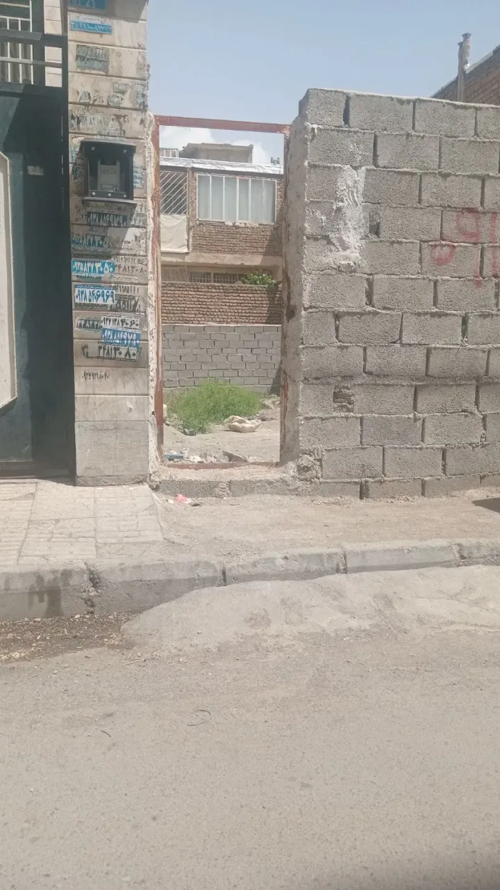 120 متر زمین مسکونی سنددار شمالی در خرمدشت