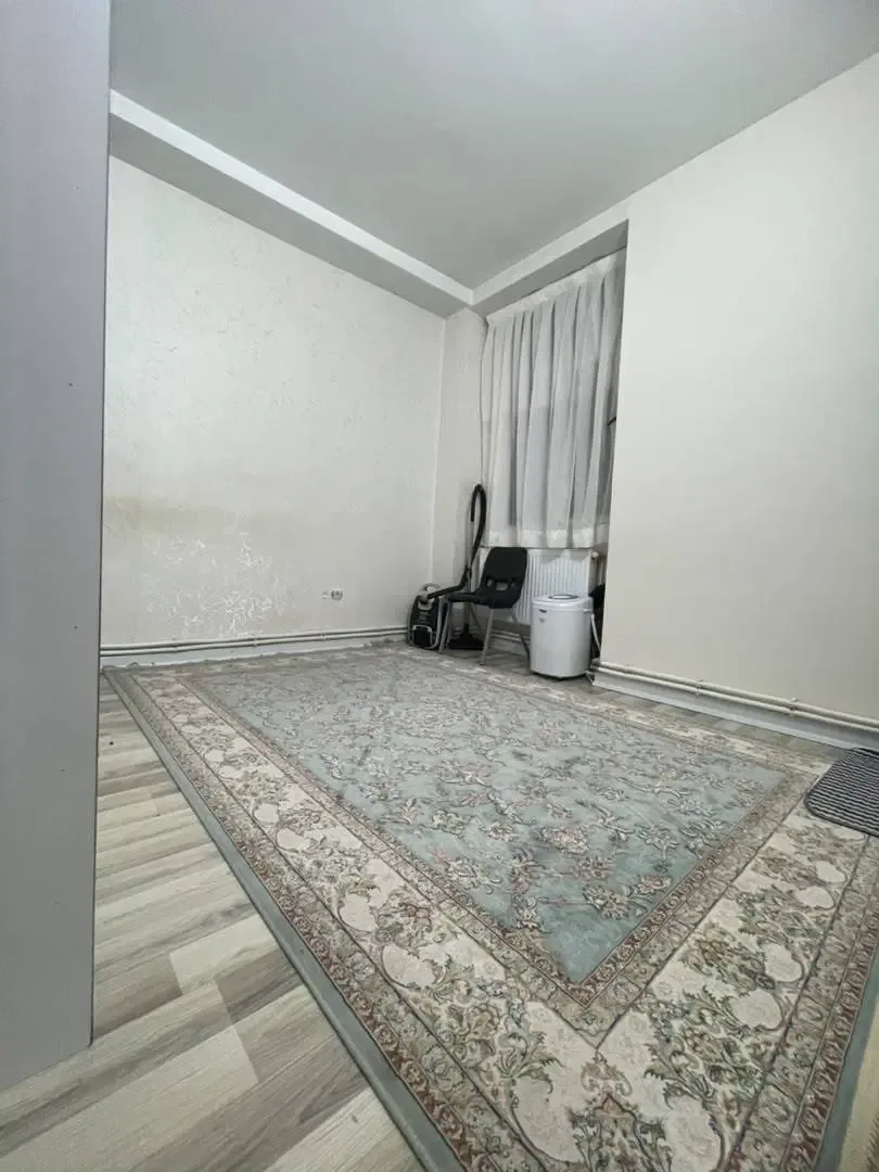 ۸۵متر دوخواب/بازسازی شده/سند تک‌برگ/باغستان