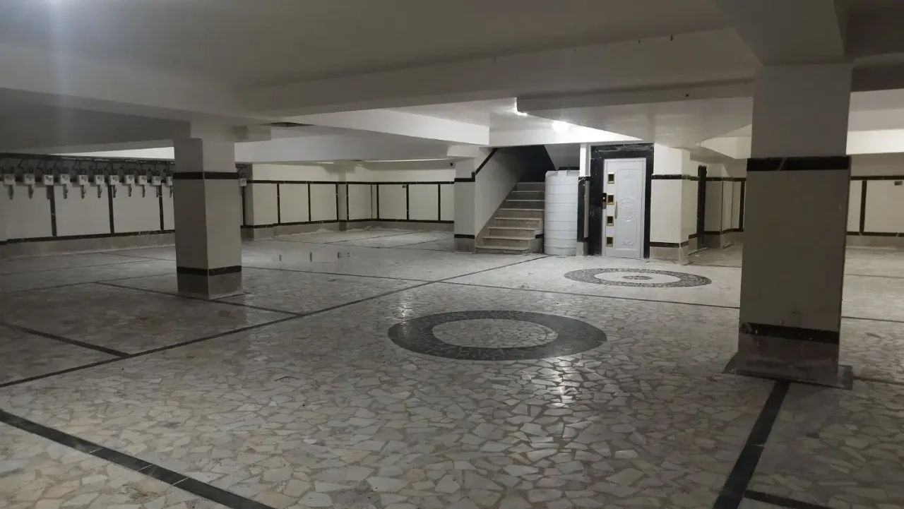 112 متر آپارتمان 2 خواب نوساز گلستان 7