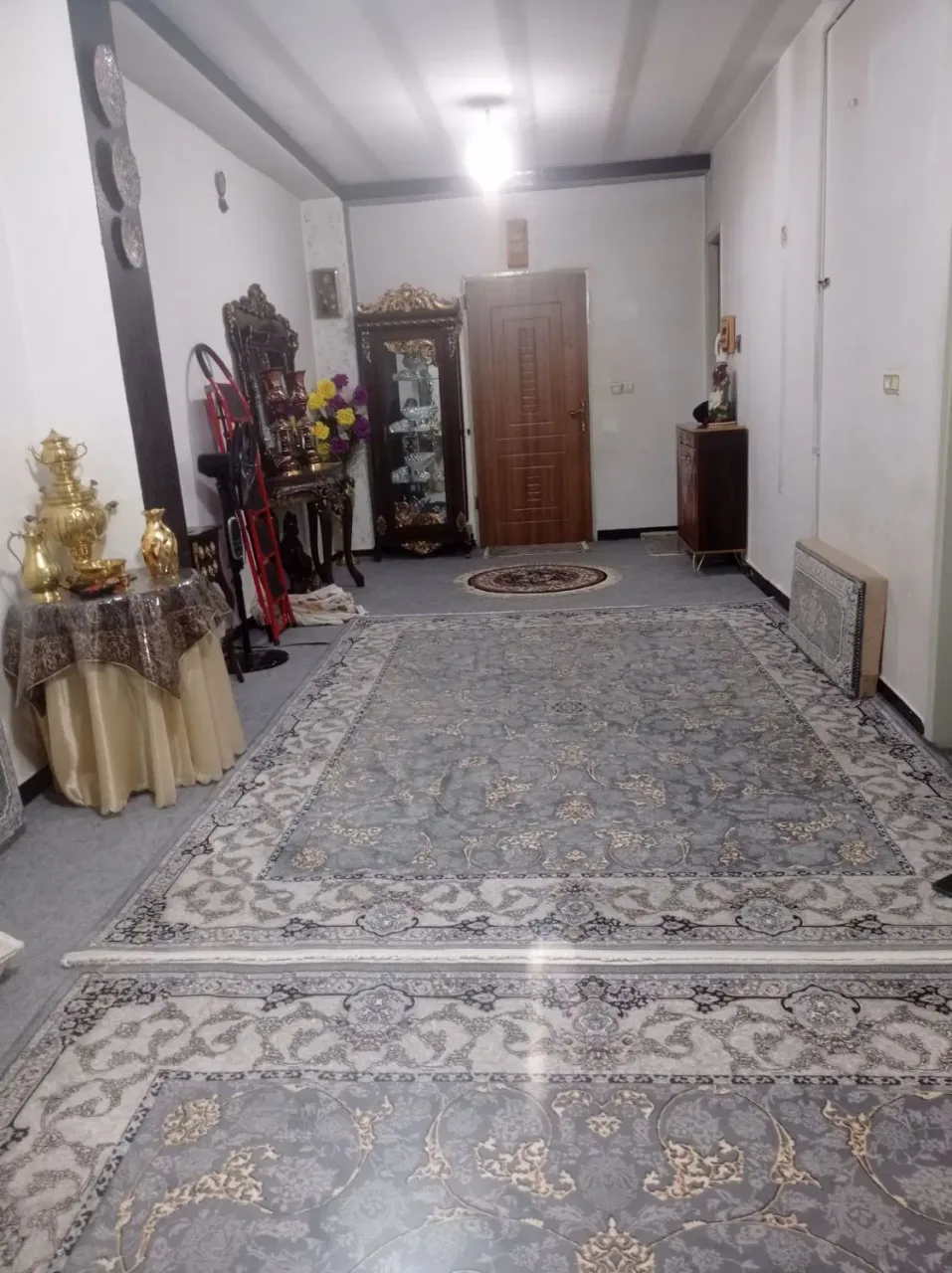 ۶۵ متر خانه ۱ خواب انباری خرمدشت