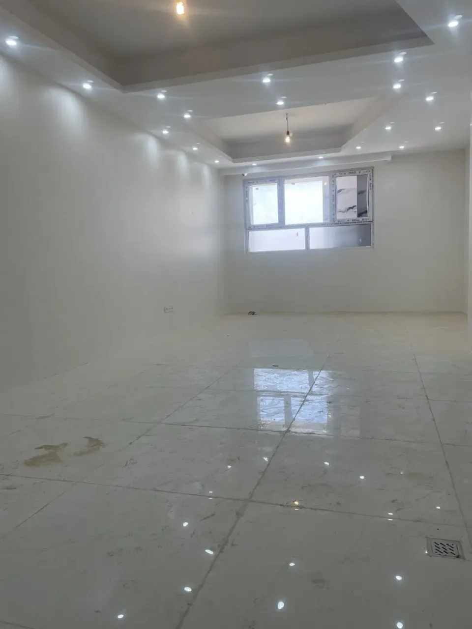 ۲۱۰ متر / ۳ خواب / سند تک برگ / گلشهر