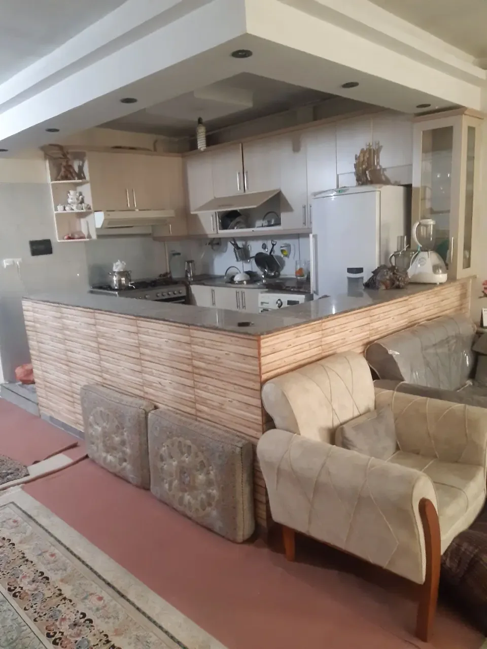 آپارتمان ۱۰۰ متری دو خوابه با پارکینگ در خرمدشت