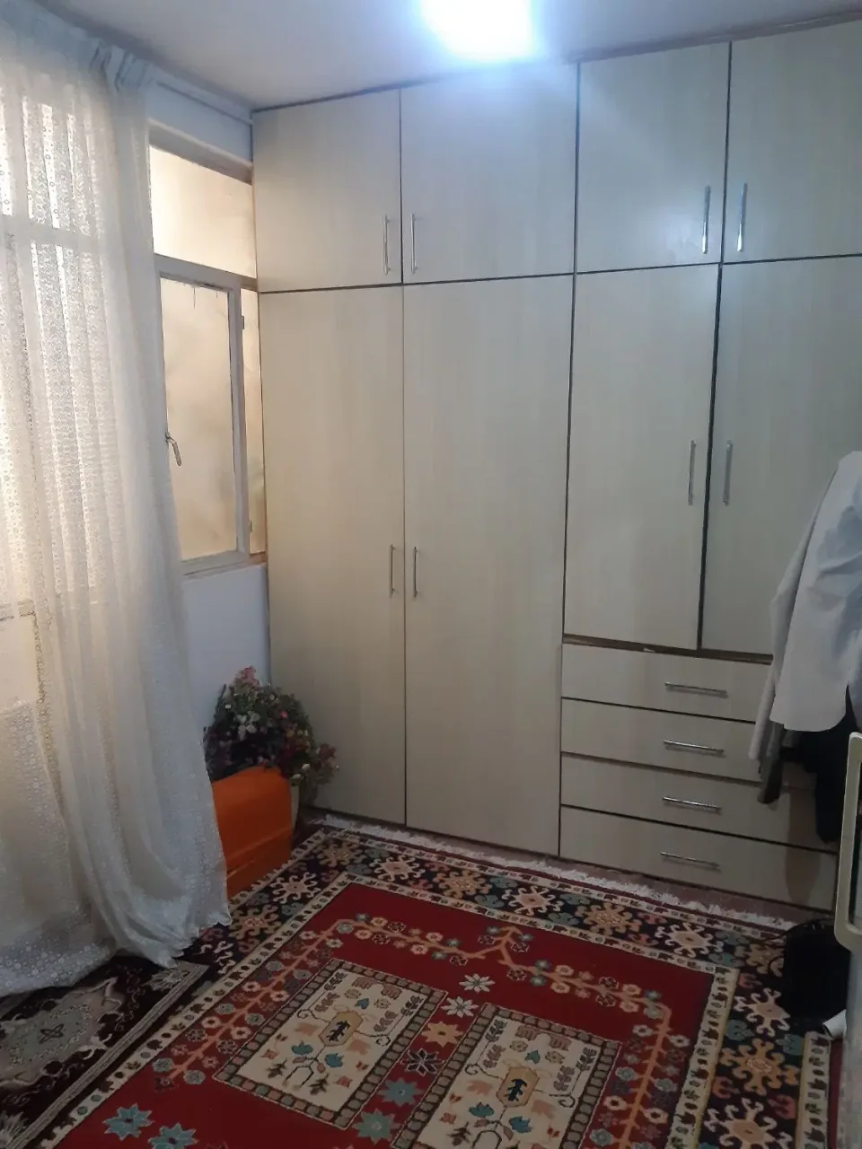 آپارتمان ۱۰۰ متری دو خوابه با پارکینگ در خرمدشت