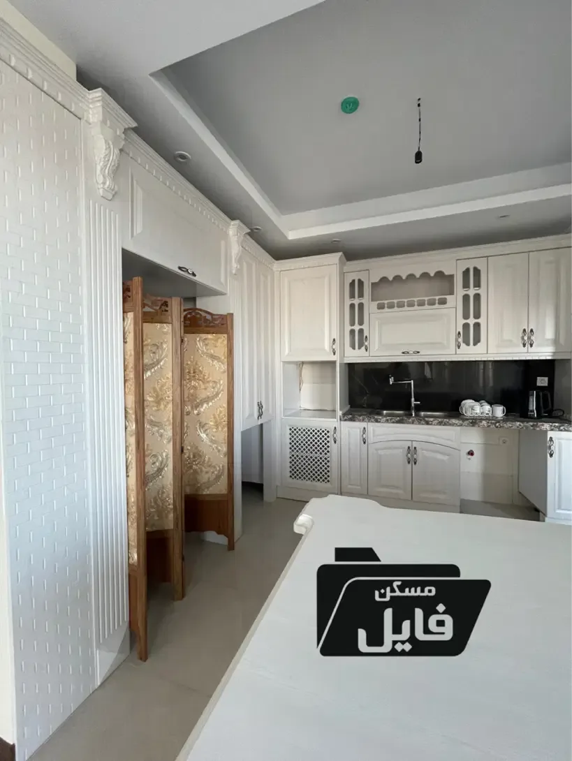 آپارتمان ۱۴۴ متری سه‌خوابه کم‌واحد در کوی مهر