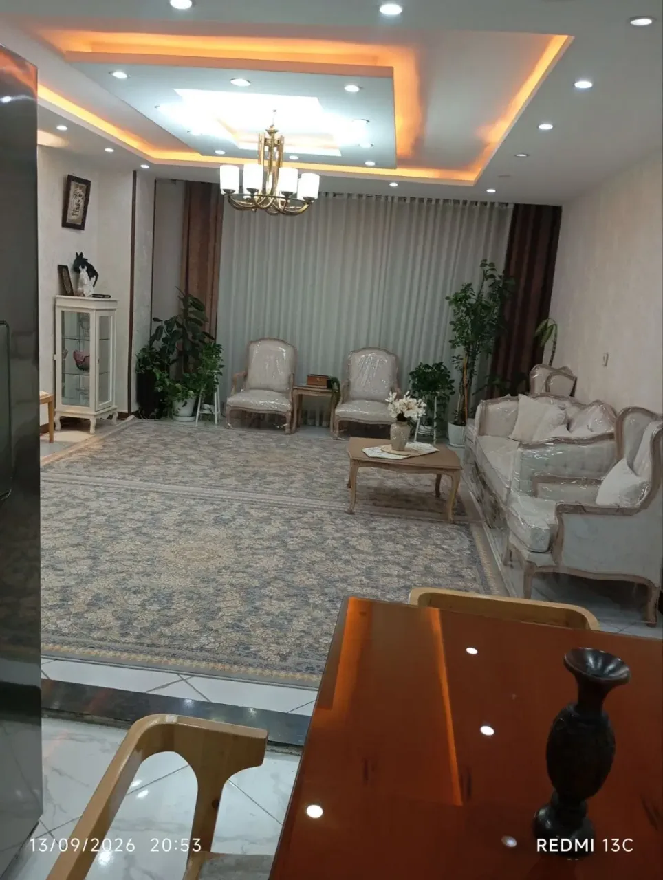 آپارتمان ۹۸ متری دوخوابه بازسازی‌شده ساماندهی