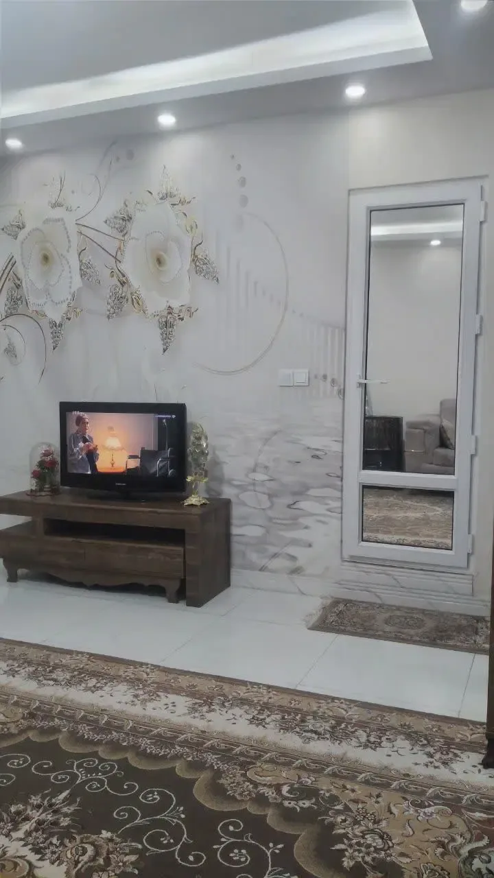 آپارتمان ۷۵ متری دوخوابه بازسازی‌شده در حیدرآباد