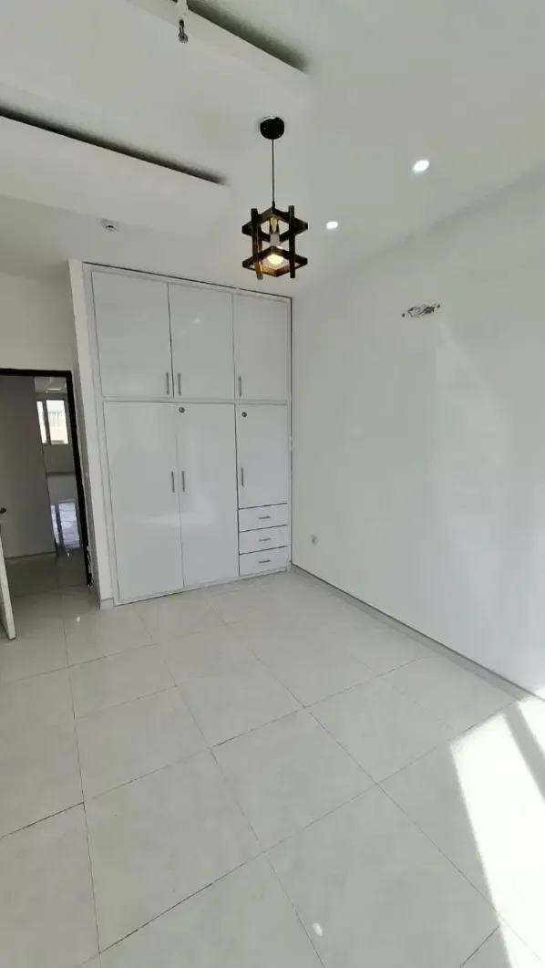 ۱۱۳ متر دوخوابه بازسازی‌شده در ساماندهی