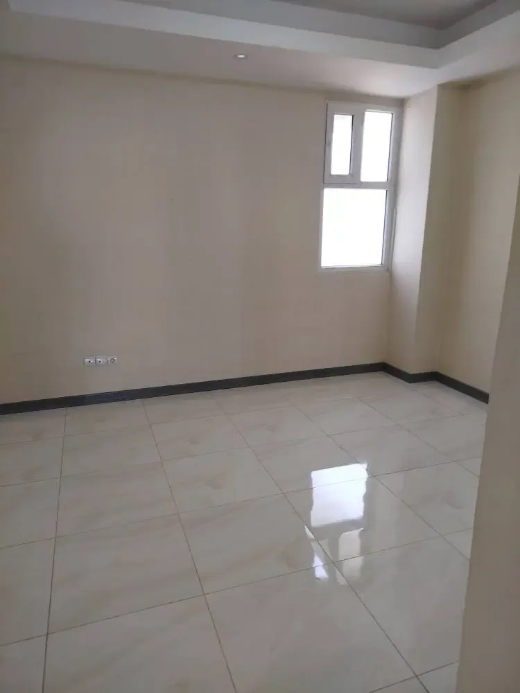 ۱۱۲ متر دوخوابه نوساز در کیانمهر