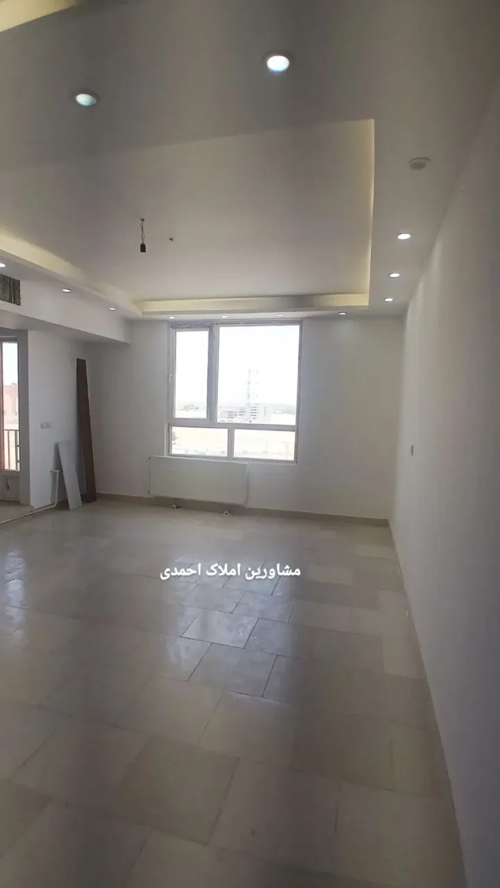 آپارتمان ۸۵ متری دوخوابه طبقه پنجم شهرک ابریشم