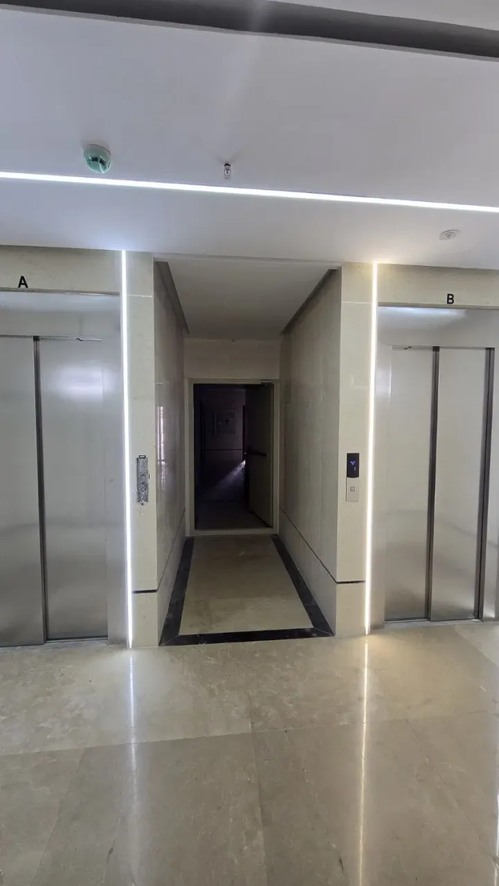 آپارتمان ۸۲ متری دوخوابه نوساز در عظیمیه