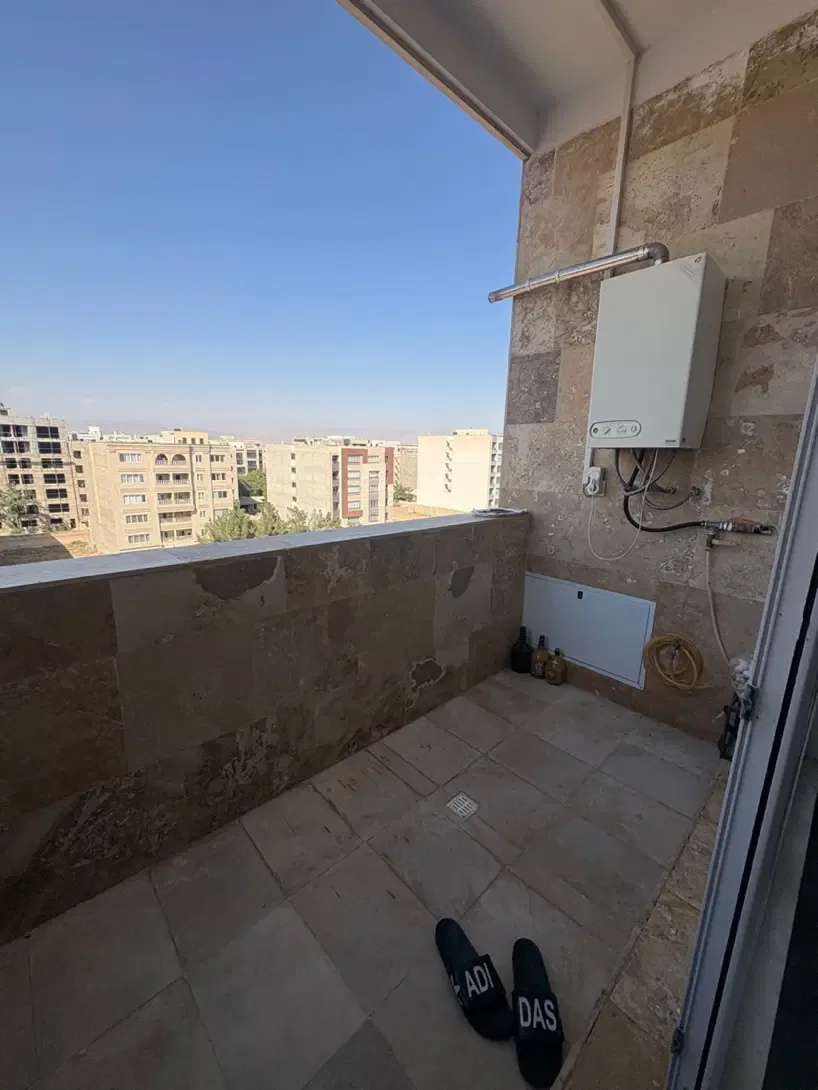 آپارتمان ۸۹ متری ۲ خوابه طبقه پنجم در کیانمهر