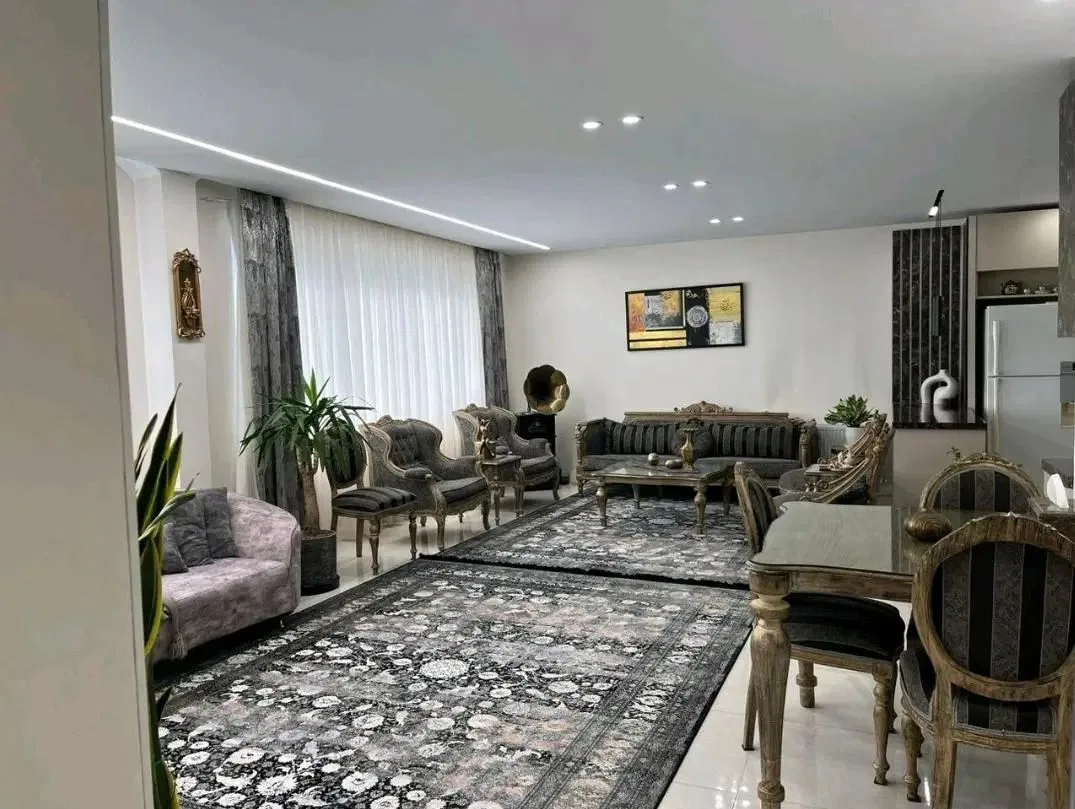 آپارتمان ۹۰ متری دوخوابه با سند تک‌برگ در گلشهر