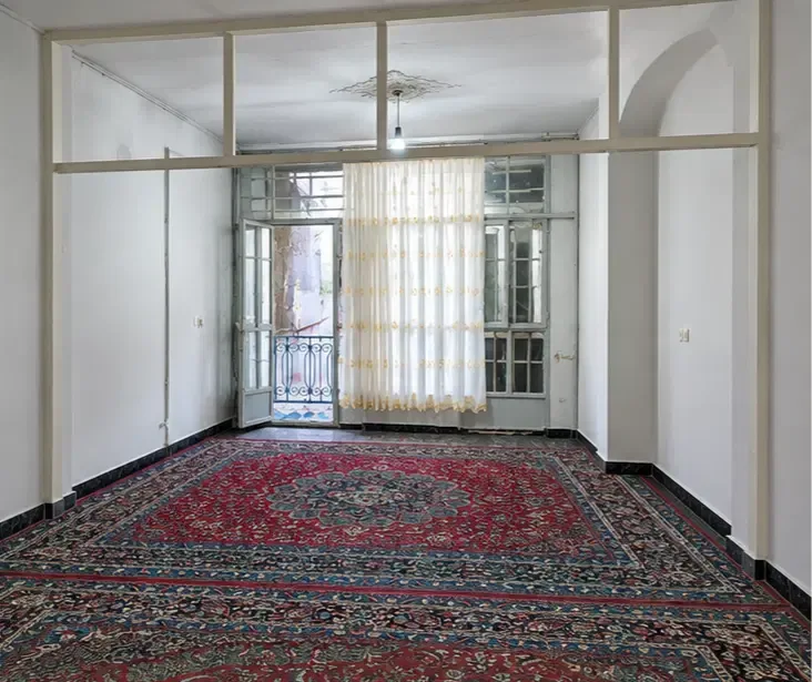 ویلایی ۶۵ متری یک‌خوابه با زمین ۹۵ متری در خرمدشت
