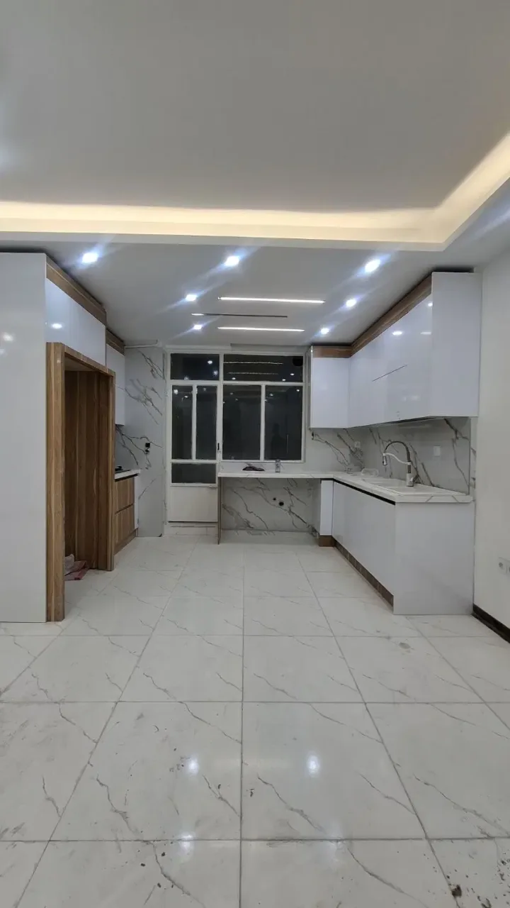 آپارتمان ۷۵ متری دوخوابه بازسازی‌شده در شاهین‌ویلا