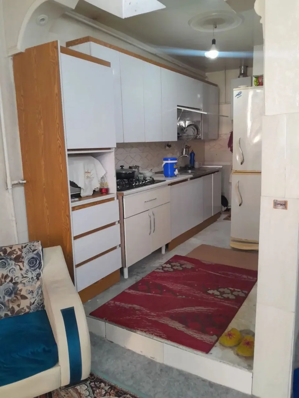 ۶۰ متر یک‌خواب با بهارخواب در خرمدشت