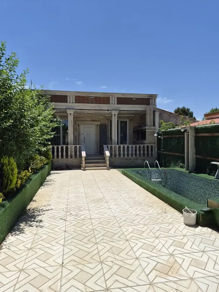 ویلای ۹۰ متری دوخوابه با استخر در زعفرانیه