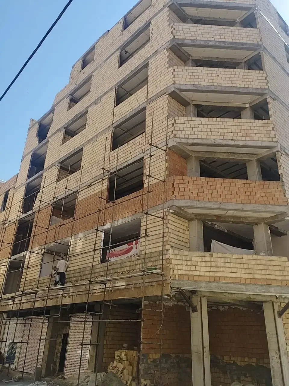 آپارتمان ۱۱۷ متری دوخوابه نوساز در خرمدشت