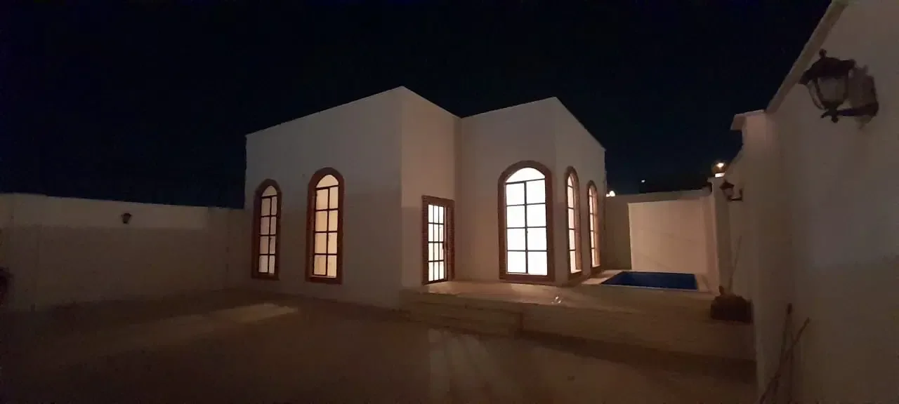 ویلای ۱۱۰ متری دوخوابه نوساز در کردان