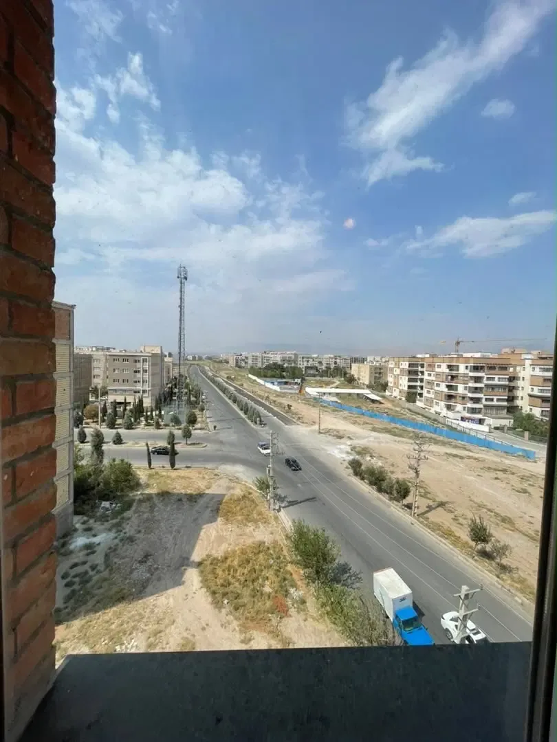 ۸۵ متر ۲ خوابه با سند تک‌برگ در کوی زنبق