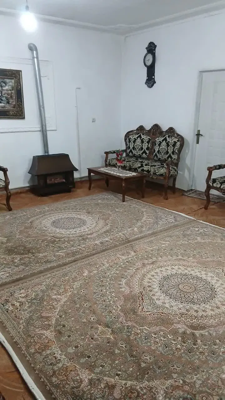 ویلایی ۲۱۰ متری ۳ خوابه در خرمدشت