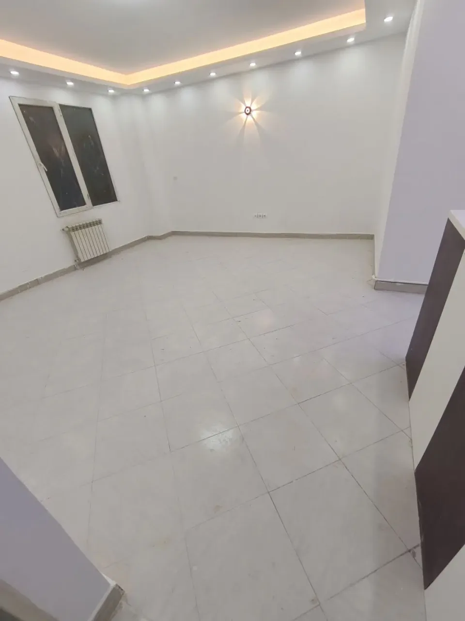 آپارتمان ۷۸ متری ۲ خوابه با آسانسور در کیانمهر
