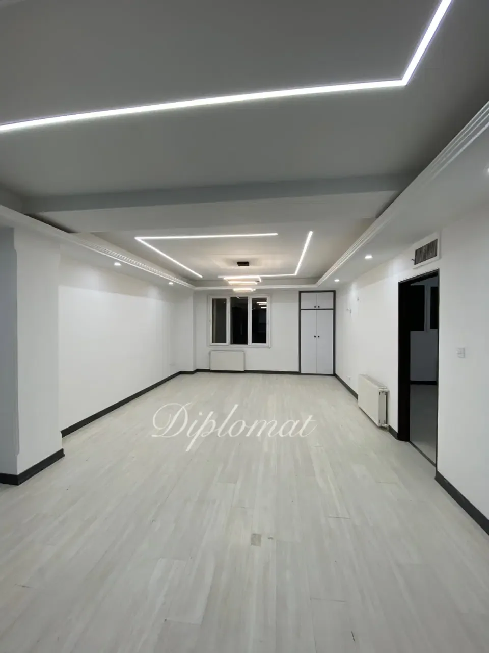 آپارتمان ۹۵ متری دوخوابه با ۲ پارکینگ در کوی زنبق