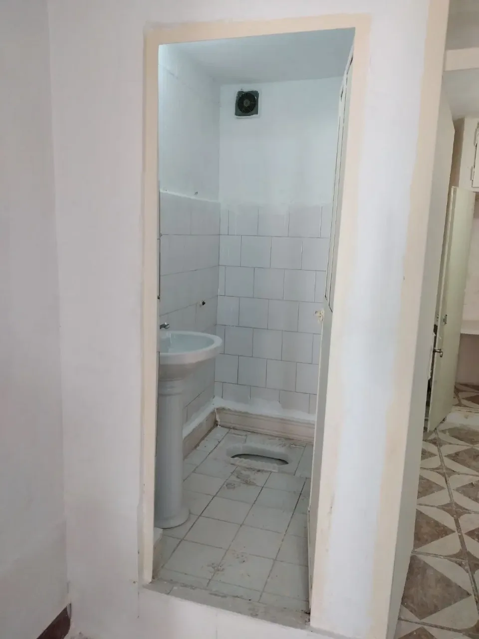 آپارتمان ۵۵ متری یک‌خوابه همکف در خرمدشت
