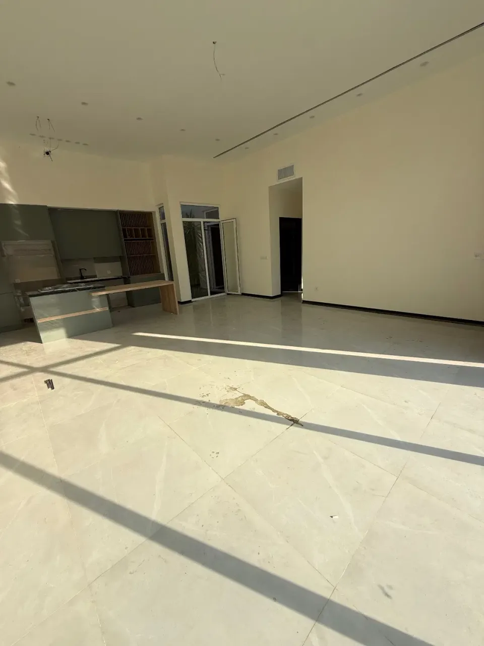 ویلای ۱۲۰ متری دوخوابه نوساز در کردان