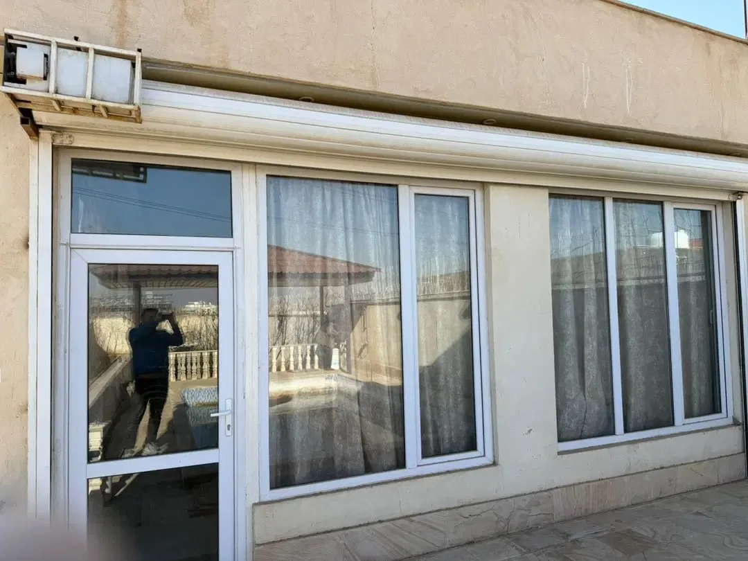 ۵۰۰ متر باغ‌ویلا دوخوابه با سند تک‌برگ در زعفرانیه