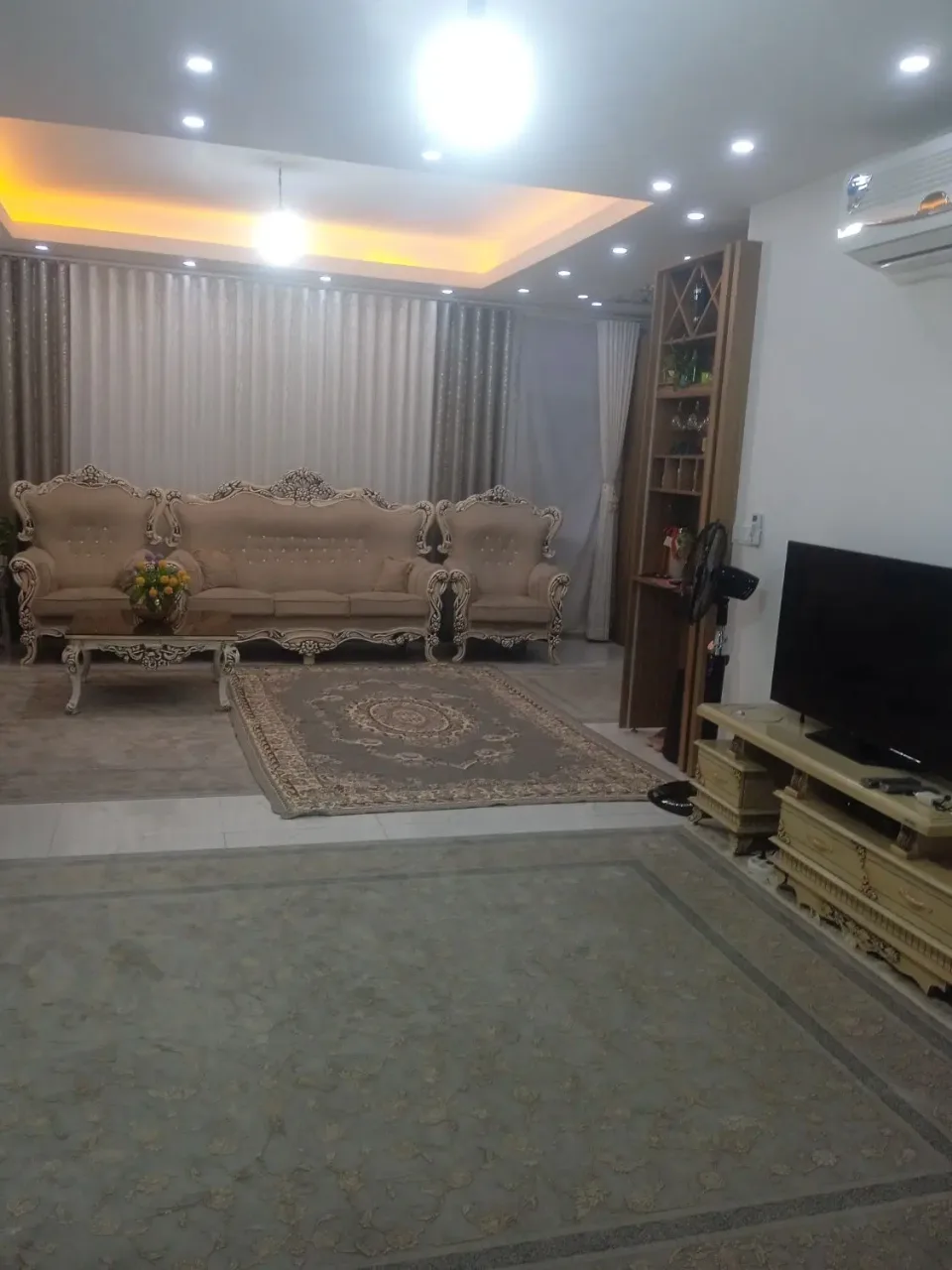 ۱۰۰ متر دوخوابه نوساز تک‌واحدی در خرمدشت