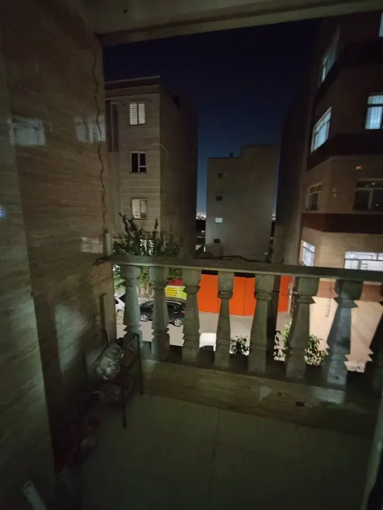 آپارتمان ۱۱۷ متری دوخوابه تک‌واحدی باغستان
