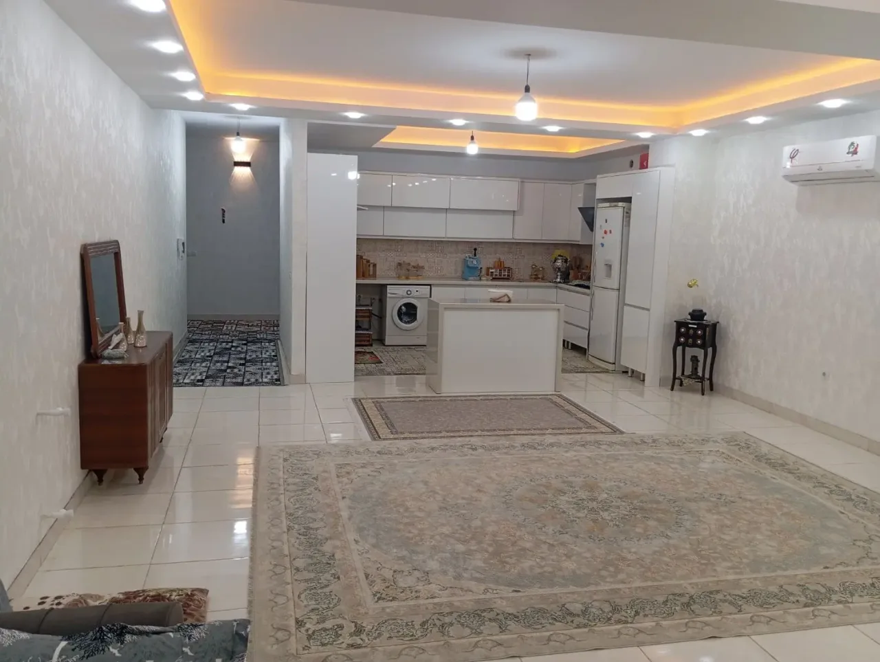 آپارتمان ۱۴۷ متری دوخوابه با پارکینگ در خرمدشت