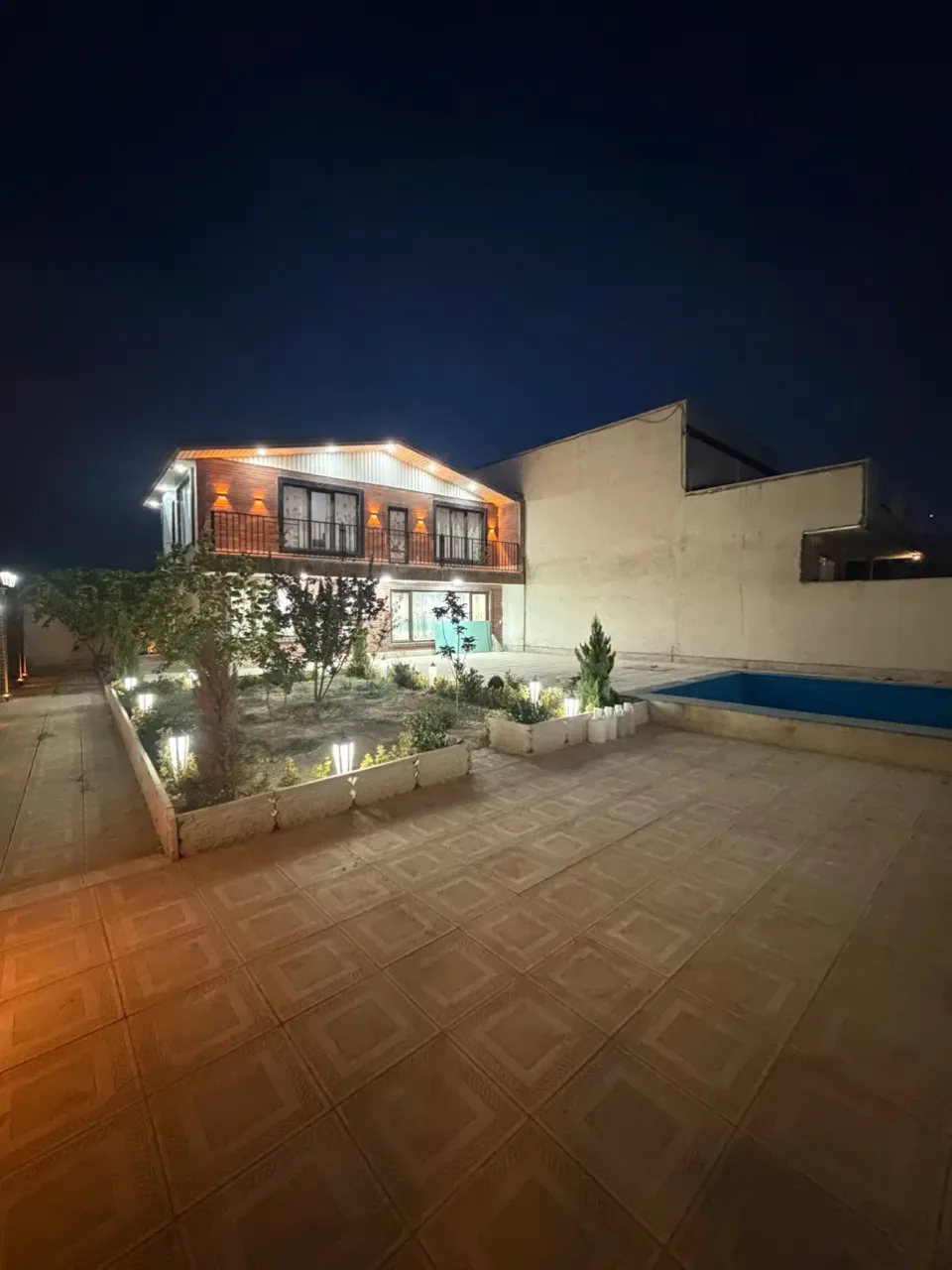 ویلای دوبلکس ۲۱۰ متری بازسازی‌شده در سهیلیه