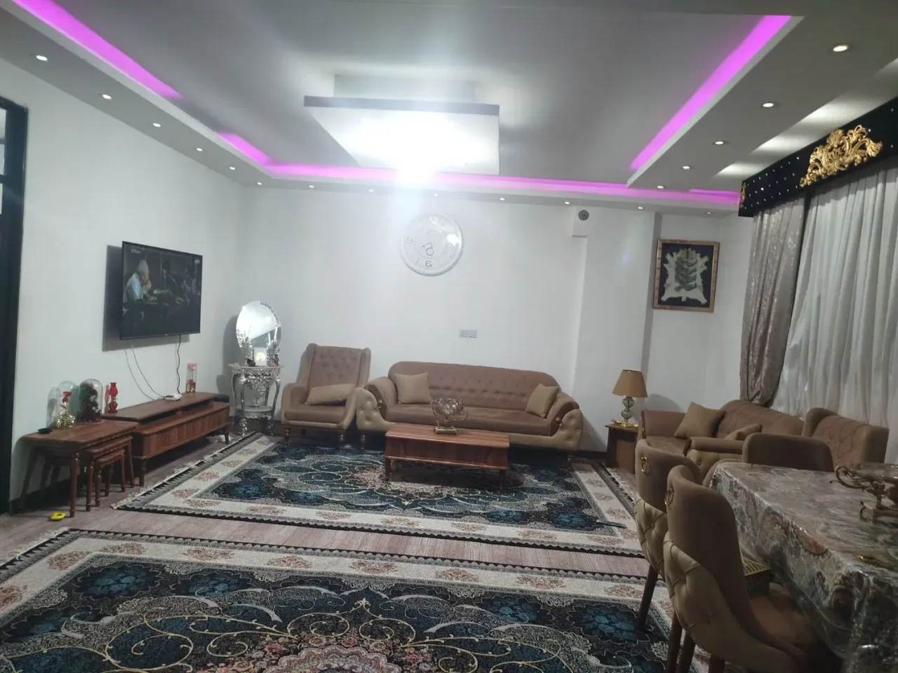 آپارتمان ۹۵ متری دوخوابه با آسانسور در خرمدشت