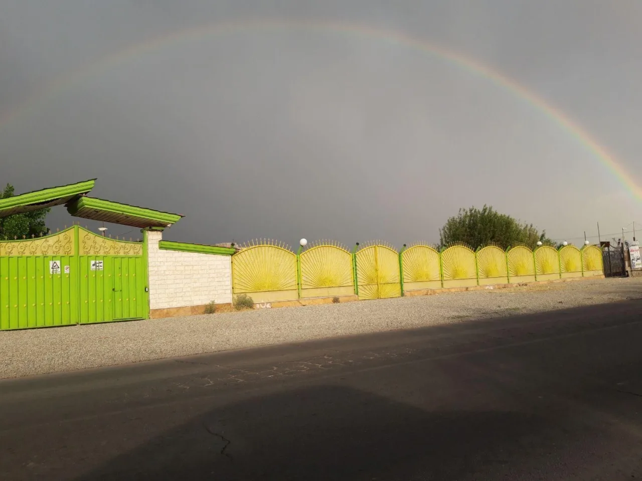 زمین ۶۰۰ متری تجاری در هشتگرد