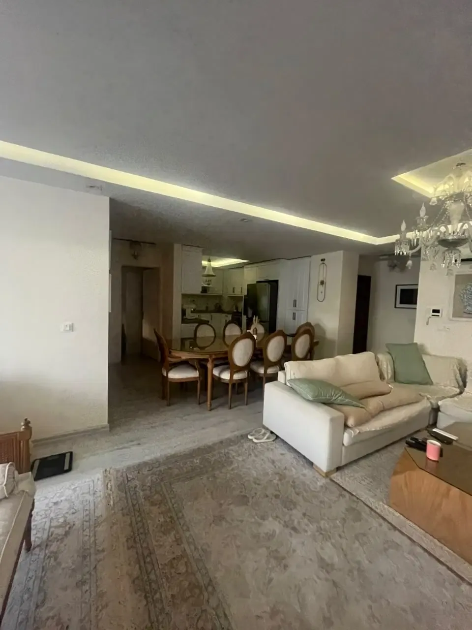 آپارتمان ۱۰۰ متری دوخوابه باغستان با سند تک‌برگ
